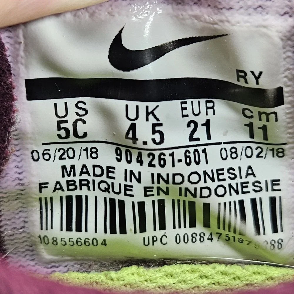 Nike Free RN Sneakers Size 5C Raspberry Pink Purple Toddler Preschool 904261-601